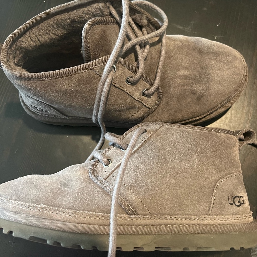 Ugg boot neumel lace up